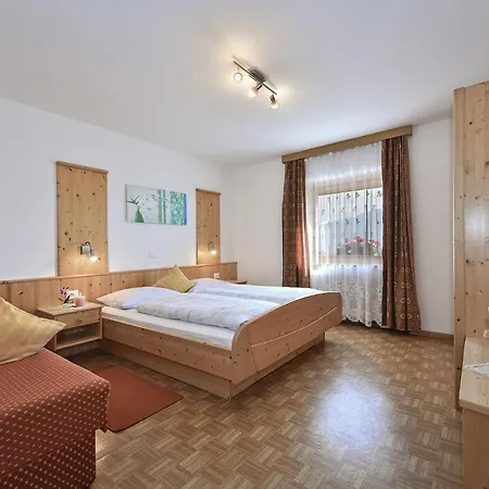 Apartments Schoenblick Rio di Pusteria Exterior photo